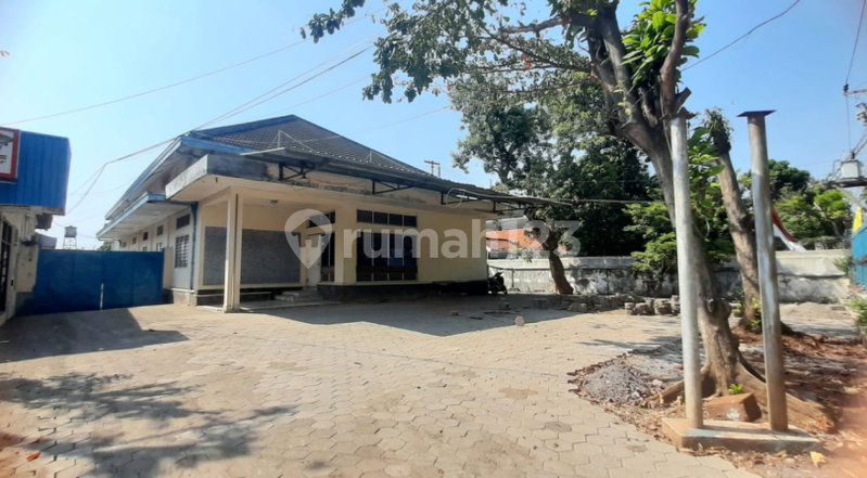 House for rent in Tangerang, Indonesia · 2 rooms, 2 baths