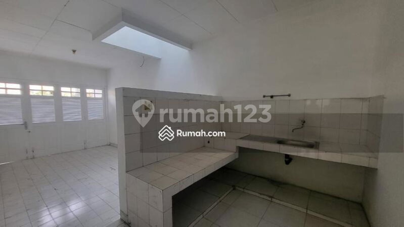 House for rent in Grogol, Indonesia · 3 rooms, 2 baths