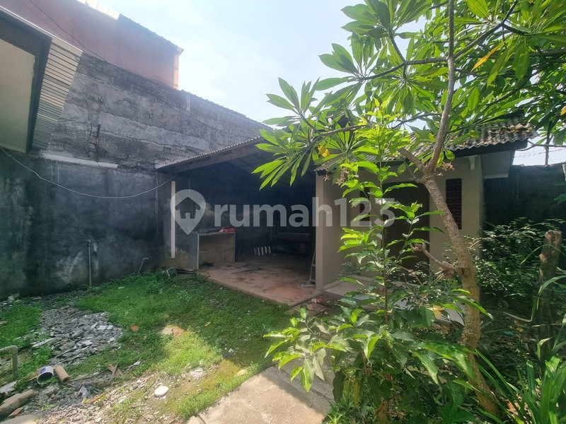 House for rent in Denpasar, Indonesia · 4 rooms, 3 baths