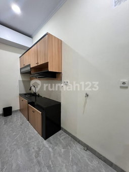 House for rent in Jakarta, Indonesia · Menteng · 2 rooms, 1 bath