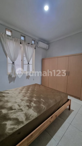 House for rent in Cikarang, Indonesia · 3 rooms, 2 baths