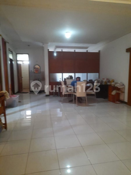 House for rent in West Jakarta, Indonesia · Cengkareng · 4 rooms, 3 baths