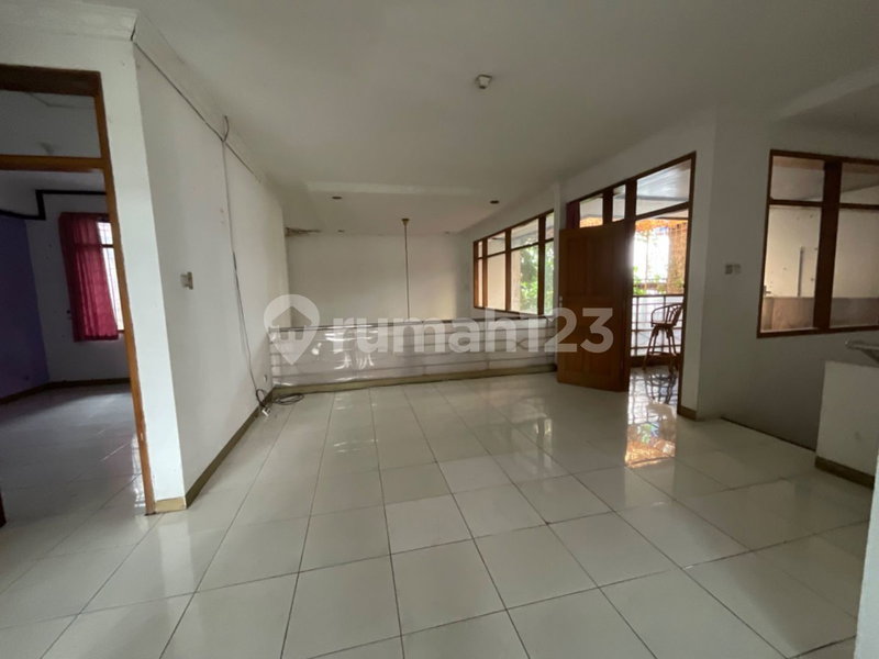 House for rent in West Jakarta, Indonesia · Cengkareng · 4 rooms, 3 baths