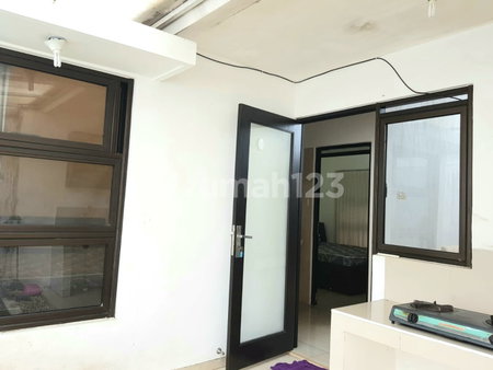 House for rent in Tangerang, Indonesia · Sukasari · 2 rooms, 1 bath