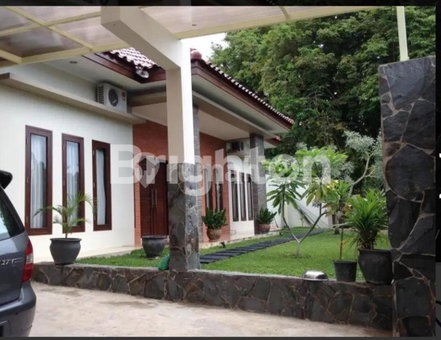 House for rent in Tangerang, Indonesia · Sukasari · 5 rooms, 4 baths