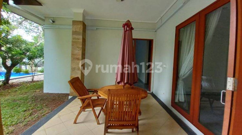 House for rent in Tangerang, Indonesia · Sukasari · 5 rooms, 4 baths