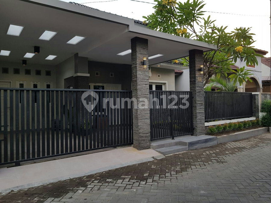 House for rent in Tangerang, Indonesia · Sukasari · 3 rooms, 2 baths