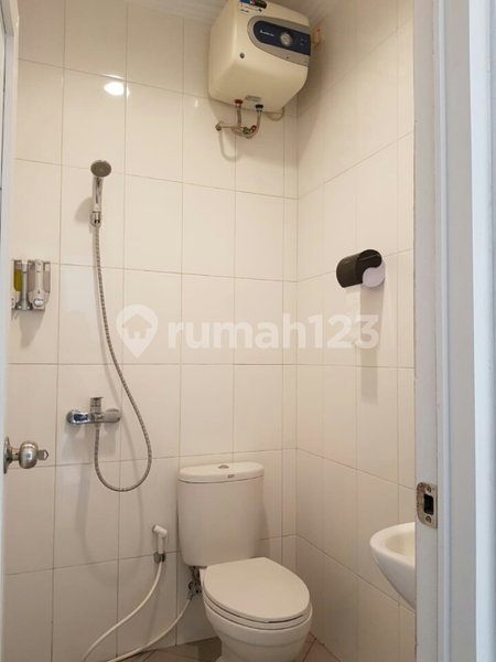House for rent in Tangerang, Indonesia · Sukasari · 3 rooms, 2 baths