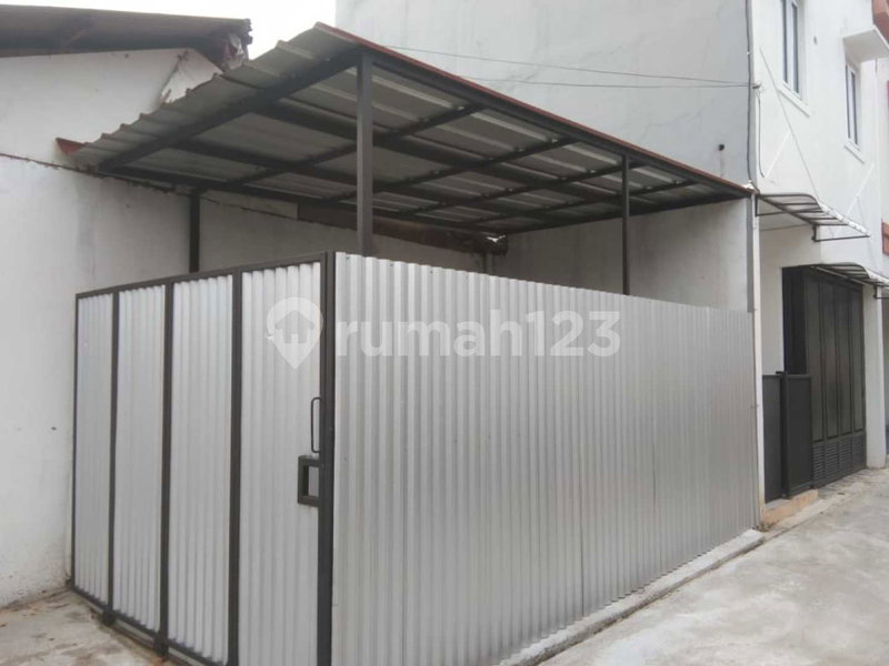 House for rent in Cikarang, Indonesia · 2 rooms, 2 baths