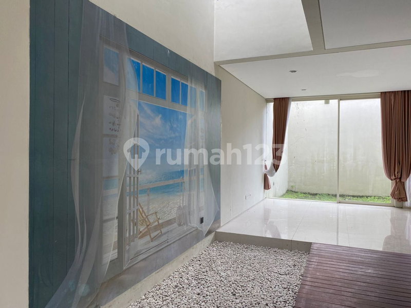 House for rent in Surabaya, Indonesia · 4 rooms, 3 baths