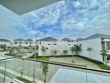 House for rent in North Jakarta, Indonesia · Penjaringan · 4 rooms, 4 baths