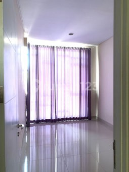 House for rent in Ciputat, Indonesia · Cengkareng · 5 rooms, 4 baths
