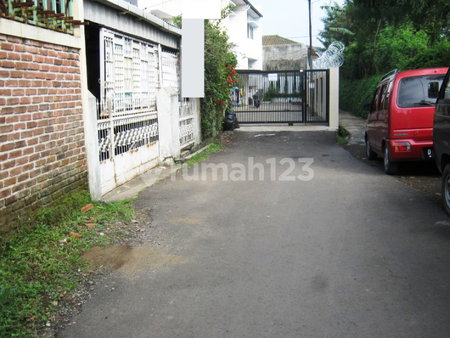 House for rent in West Jakarta, Indonesia · Cengkareng · 4 rooms, 3 baths