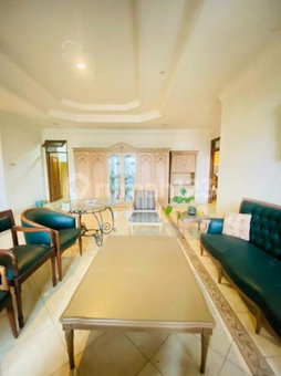 House for rent in West Jakarta, Indonesia · Cengkareng · 5 rooms, 5 baths