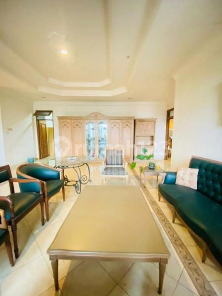 House for rent in West Jakarta, Indonesia · Cengkareng · 5 rooms, 5 baths
