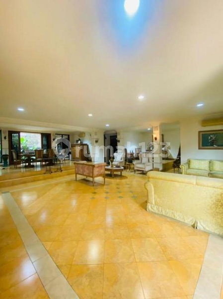 House for rent in West Jakarta, Indonesia · Cengkareng · 5 rooms, 5 baths
