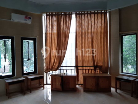 House for rent in Cikarang, Indonesia · Jababeka · 9 rooms, 2 baths