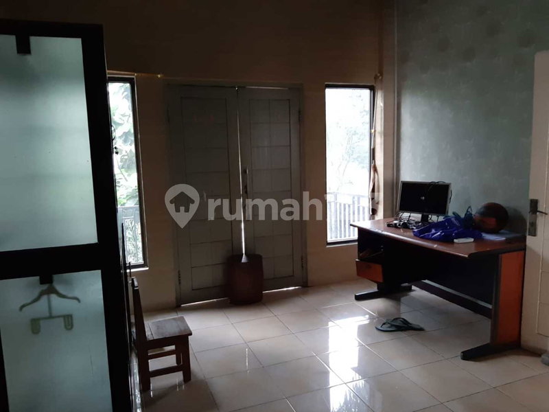 House for rent in Cikarang, Indonesia · Jababeka · 9 rooms, 2 baths