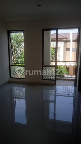 House for rent in Cikarang, Indonesia · Jababeka · 2 rooms, 3 baths