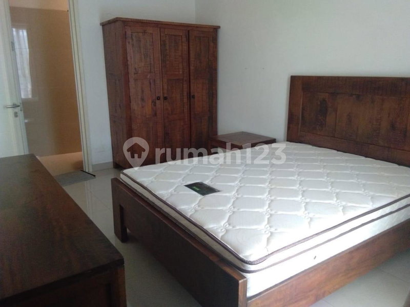 House for rent in Semarang, Indonesia · 3 rooms, 2 baths