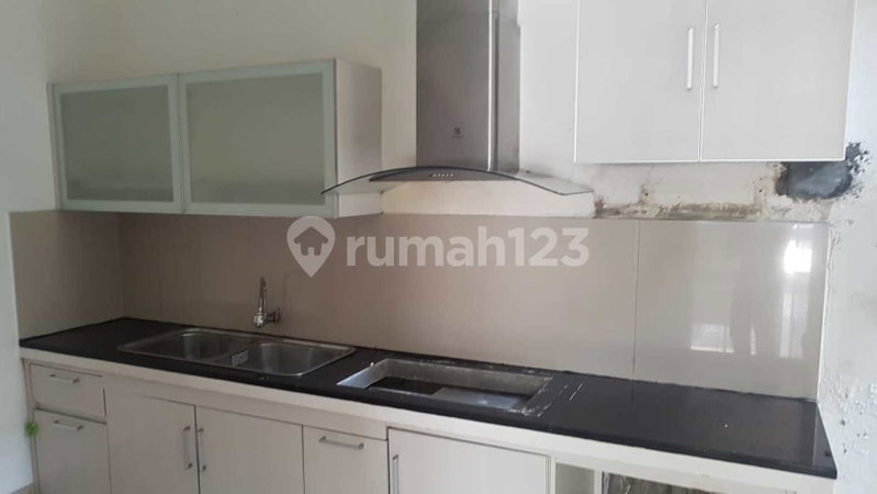 House for rent in Semarang, Indonesia · 3 rooms, 3 baths