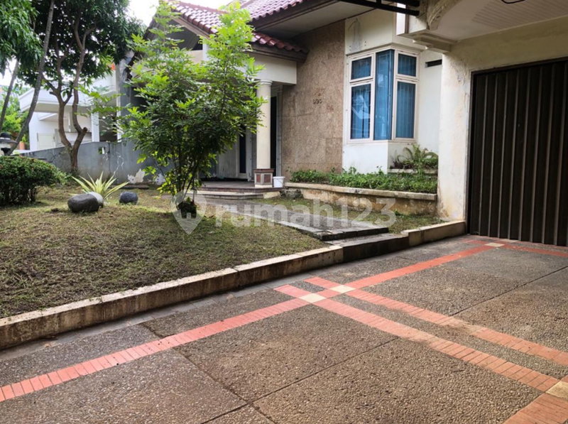 House for rent in Semarang, Indonesia · 3 rooms, 2 baths