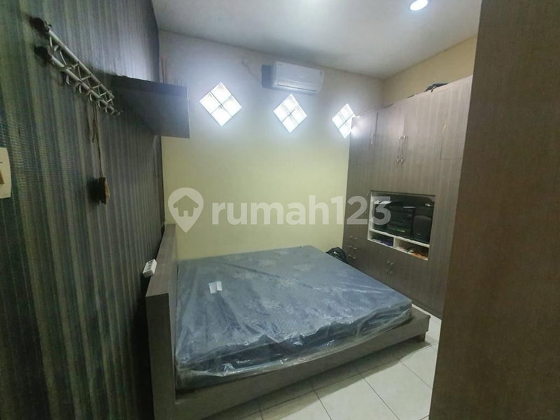 House for rent in Semarang, Indonesia · 3 rooms, 2 baths
