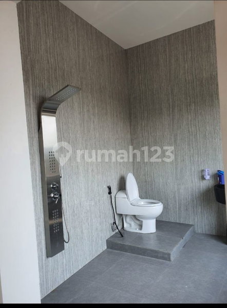 House for rent in Semarang, Indonesia · 3 rooms, 2 baths