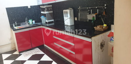 House for rent in Surabaya, Indonesia · 3 rooms, 2 baths
