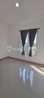 House for rent in Surabaya, Indonesia · 3 rooms, 2 baths