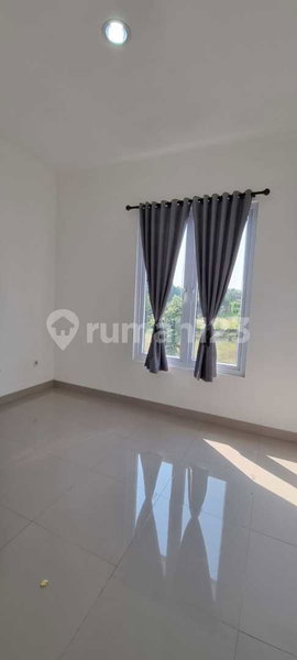 House for rent in Surabaya, Indonesia · 3 rooms, 2 baths
