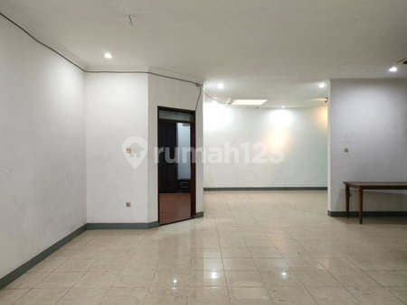 House for rent in Surabaya, Indonesia · 2 rooms, 2 baths