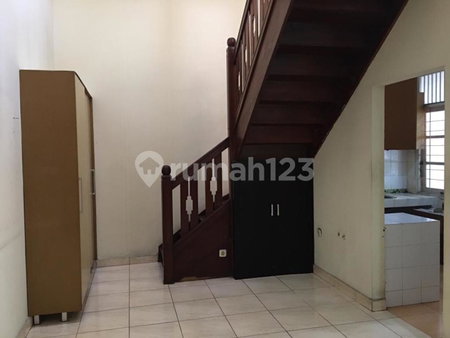 House for rent in North Jakarta, Indonesia · Penjaringan · 3 rooms, 2 baths