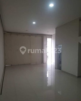 House for rent in Bandung, Indonesia · 2 rooms, 1 bath