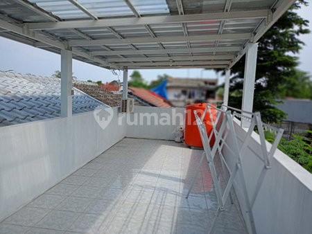 House for rent in Bandung, Indonesia · 3 rooms, 2 baths