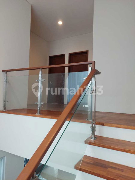 House for rent in West Jakarta, Indonesia · Cengkareng · 4 rooms, 3 baths