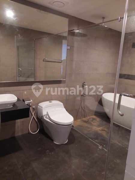 House for rent in West Jakarta, Indonesia · Cengkareng · 4 rooms, 3 baths