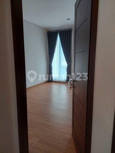 House for rent in West Jakarta, Indonesia · Cengkareng · 4 rooms, 3 baths