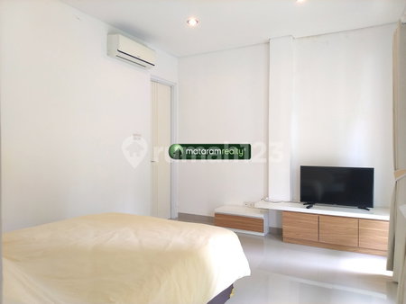 House for rent in Ciputat, Indonesia · Cengkareng · 4 rooms, 4 baths