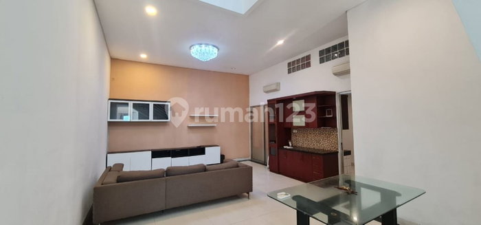House for rent in West Jakarta, Indonesia · Cengkareng · 4 rooms, 3 baths