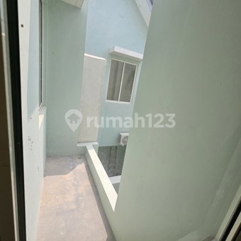 House for rent in Ciputat, Indonesia · Cengkareng · 3 rooms, 3 baths