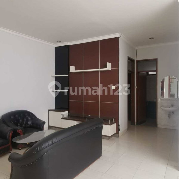 House for rent in Bandung, Indonesia · 3 rooms, 2 baths