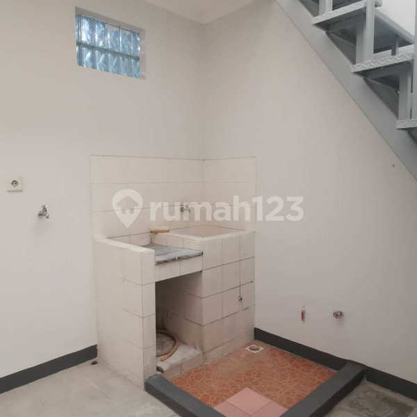 House for rent in Bandung, Indonesia · 3 rooms, 2 baths