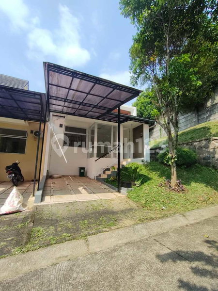 House for rent in Tangerang, Indonesia · Riding · 2 rooms, 1 bath