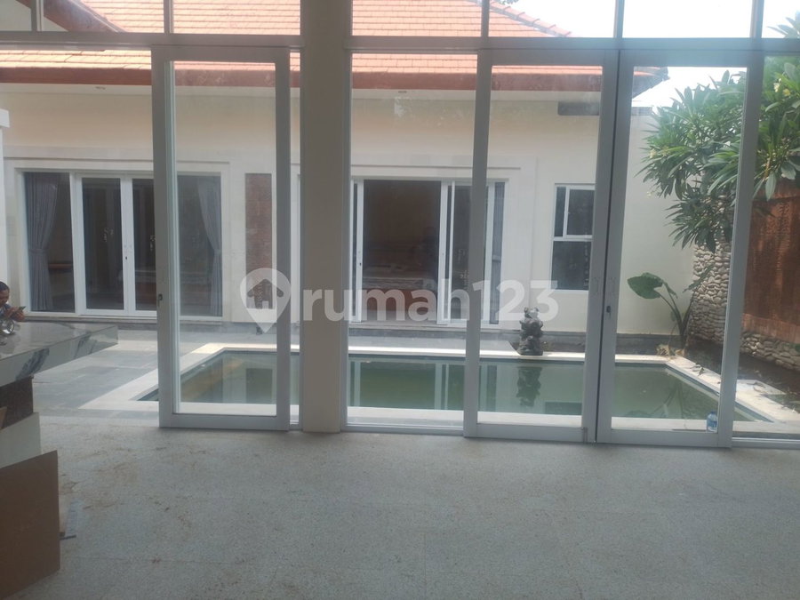 House for rent in Denpasar, Indonesia · 3 rooms, 4 baths