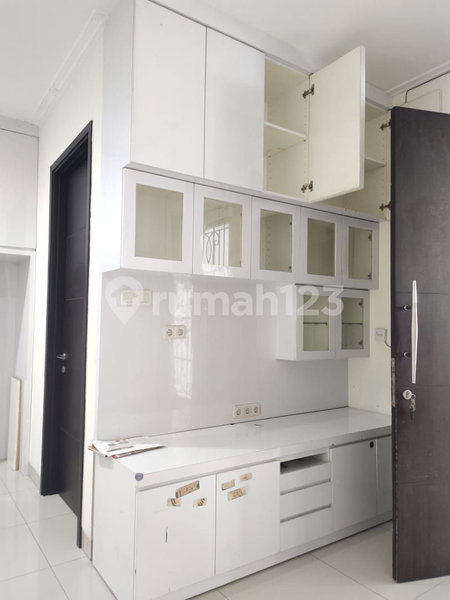 House for rent in Tangerang, Indonesia · Cipondoh · 2 rooms, 1 bath