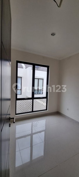 House for rent in Bandung, Indonesia · 2 rooms, 3 baths