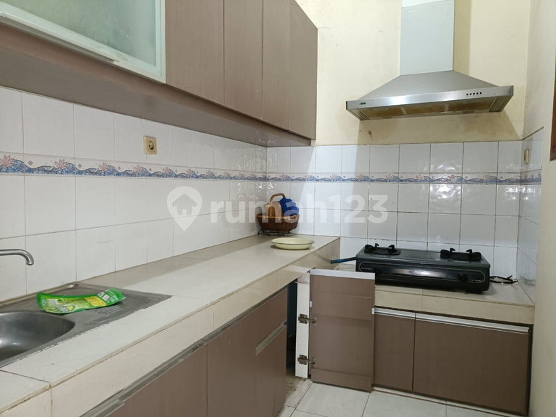 House for rent in Semarang, Indonesia · 3 rooms, 3 baths