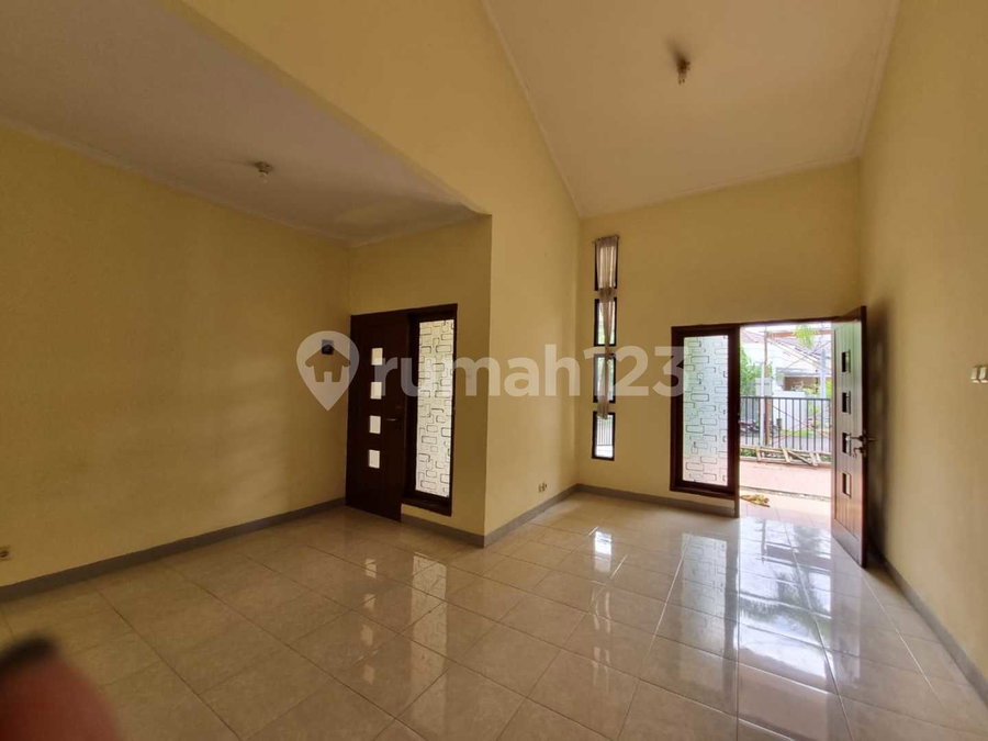 House for rent in South Jakarta, Indonesia · Cilandak · 2 rooms, 2 baths