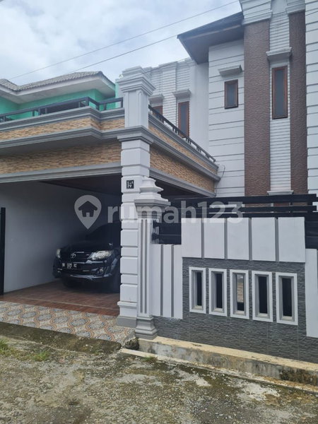 House for rent in Medan, Indonesia · Titi Chain · 5 rooms, 3 baths
